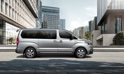 The Hyundai H-1 in a side view from the passengers side.