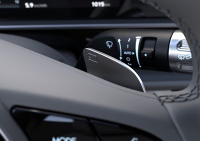 Palancas de cambio integradas en el volante del Hyundai IONIQ 6.