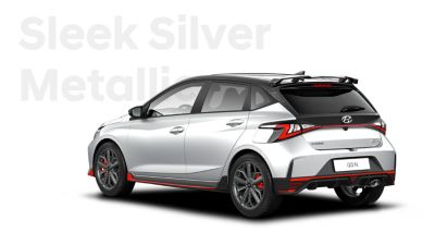 Nouvelle Hyundai i20 N dans sa teinte Sleek Silver Metallic.