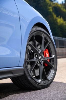 detail of cast alloy 18" wheels on the new Hyundai i30 N performance hatchback