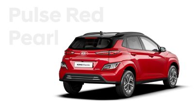 The Hyundai KONA Electric with the exterior colour Pulse Red Pearl.