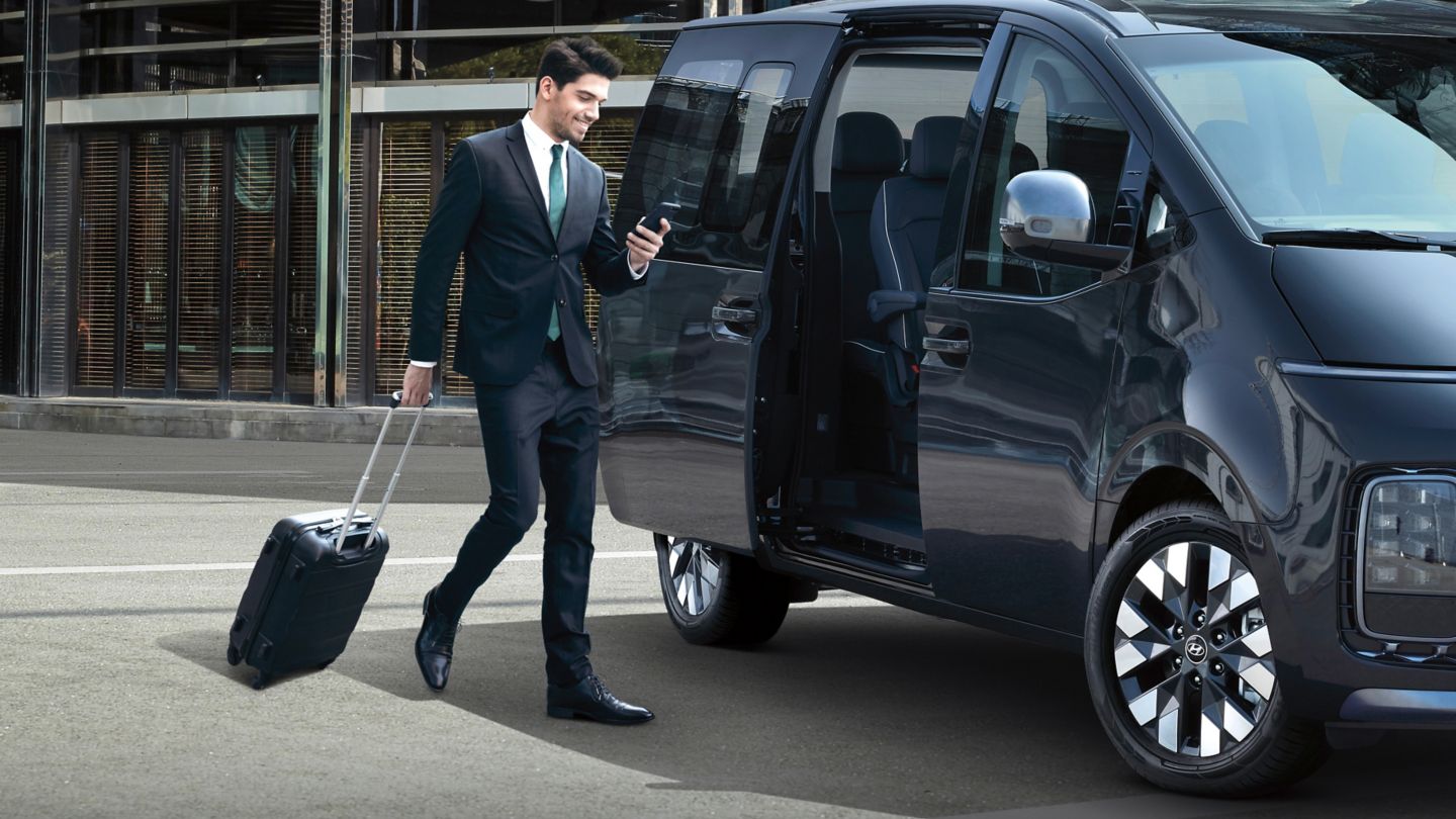 STARIA Wagon 9 posti: comfort con 1.303 litri di carico.