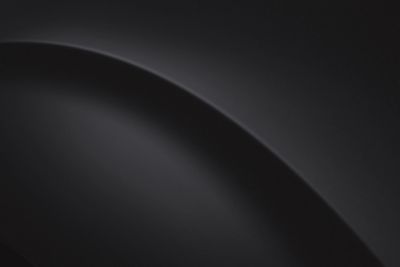 Uno degli otto colori esterni del nuovo veicolo multispazio Hyundai STARIA Abyss Black Pearl
