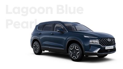 The exquisite exterior colours of the Hyundai SANTA FE Hybrid: Lagoon Blue Pearl.