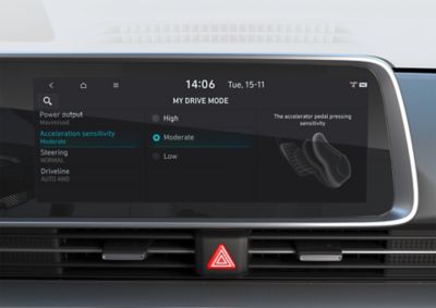Schermata modalità di guida per regolare la sensibilità dell’acceleratore di Hyundai IONIQ 6
