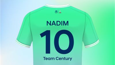 La maglia numero 10 del Team Century di Hyundai per Nadia Nadim