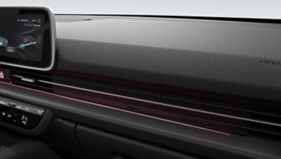 Dashbordet i elbilen Hyundai IONIQ 6 sedan er laget av miljøvennlige materialer. Foto.