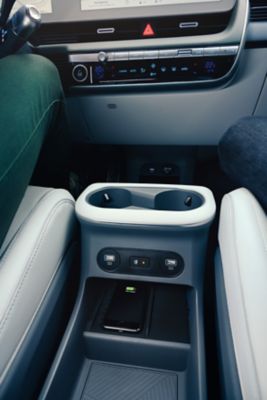 The sliding centre console in the cockpit of the Hyundai IONIQ 5 electric midsize CUV.