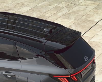 Detail of the rear spoiler of the all-new Hyundai TUCSON Hybrid N Line.