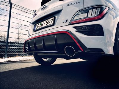 Dubbele uitlaat op de ‘Hot SUV’ Hyundai KONA N