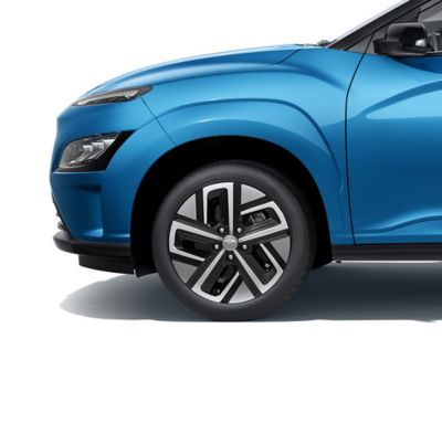 The new 17" allay wheels of Hyundai Kona Electric.