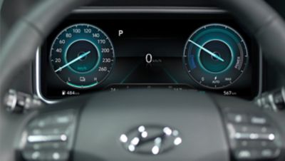 The brilliant 10.25" cluster of the new Hyundai Kona Electric in the eco mode.