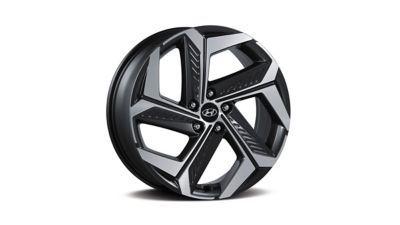 The 19" alloy wheels of the all-new Hyundai TUCSON Plug-in Hybrid compact SUV.