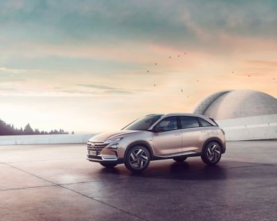 Hyundai NEXO al tramonto