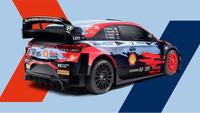  Vue arrière droite de la Hyundai i20 Coupe WRC