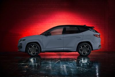 Sideview of the Hyundai TUCSON N Line in shadow grey.