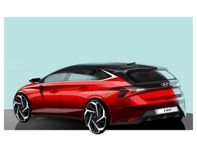 Koncepční skica červeného nového vozu Hyundai i20 před zeleným pozadím, pohled z levé zadní strany