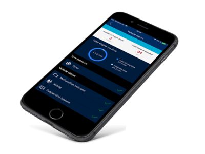 Obrázek smartphonu s aktivní aplikací Hyundai Bluelink® Connected Car Services.
