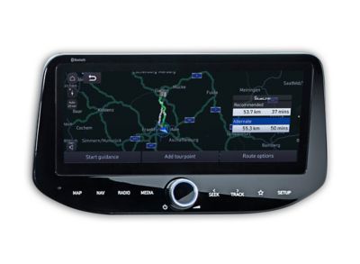 Close-up van de navigatie op het 10,25"-aanraakscherm van de Hyundai i30.