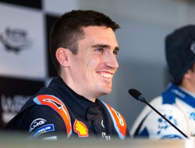 Le pilote Hyundai Motorsport Craig Breen lors d’une conférence de presse.