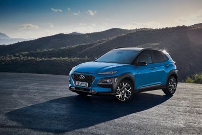 Vooraanzicht van de Hyundai KONA Electric.