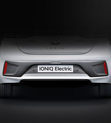 Close-up van de achterbumper van de Hyundai IONIQ Electric.