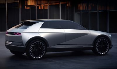 Odhalení Hyundai Concept 45 na autosalonu ve Frankfurtu 2019.