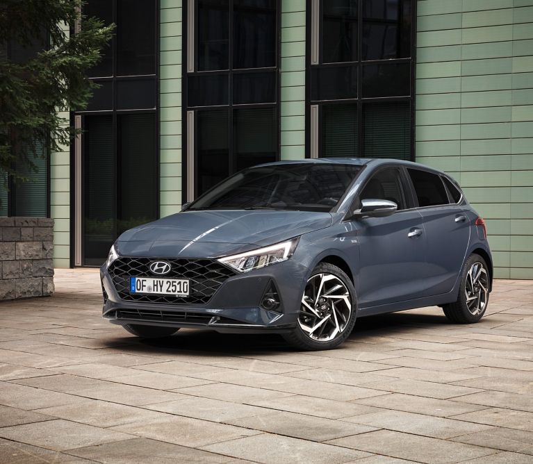 Hyundai i20 New Look Revealed  Refreshed Design and Specifications