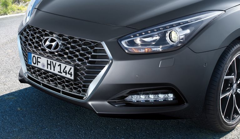 Hyundai i40 Kombi glänzt mit neuester Navigationsgeneration