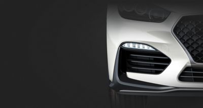 Imagen de las luces LED de conducción diurna del Hyundai Fastback N Line.