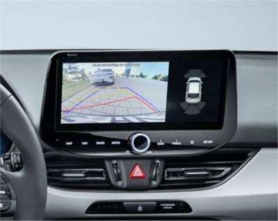 Weergave van de achteruitrijcamera in de nieuwe Hyundai i30.