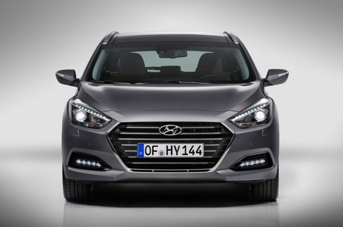 Specs for all Hyundai i40 2015 versions