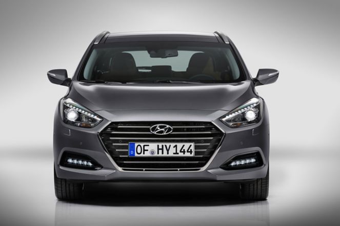 Prix Hyundai i40 restylée (2015) : de 29 200 à 39 400 euros
