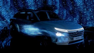 The Hyundai NEXO in lighting for the hydrogen society.