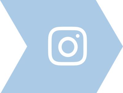 icona instagram su una freccia