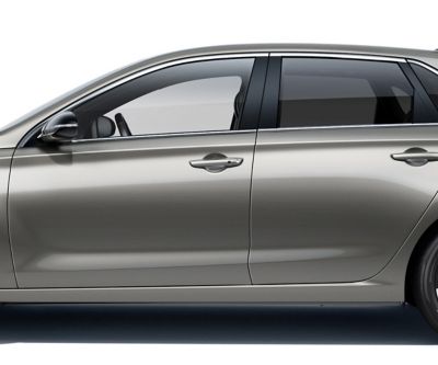 The Hyundai i30 sideview, highlighting the strong character line.