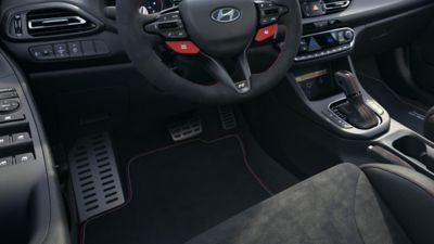 Les tapis de sol dédiés de la Hyundai i30 N Drive-N Limited Edition.