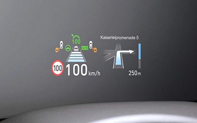 A picture of the head-up display inside the Hyundai Santa Fe Hybrid SUV. 