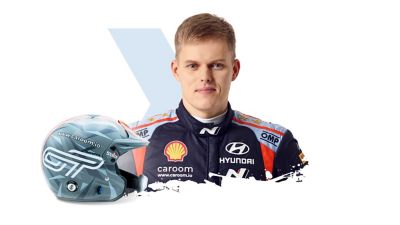 Le pilote Hyundai Motorsport Ott Tänak et son casque