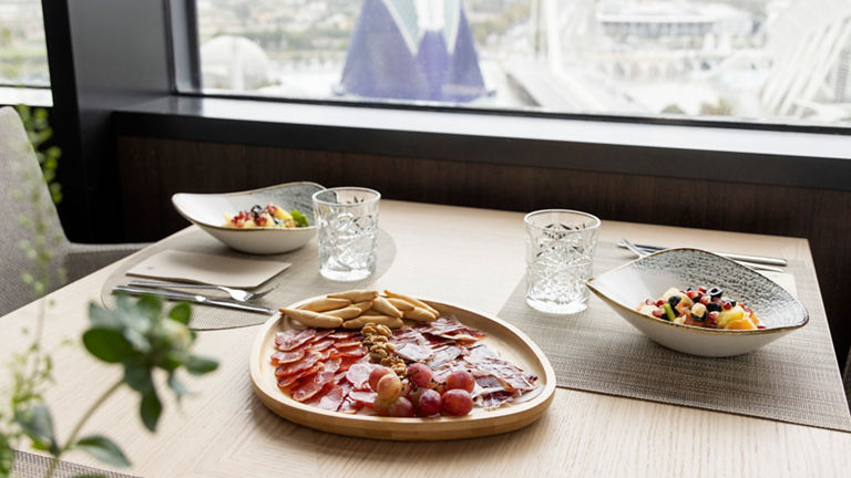 Link alla pagina UMANIKO dell'hotel ILUNION Aqua 4