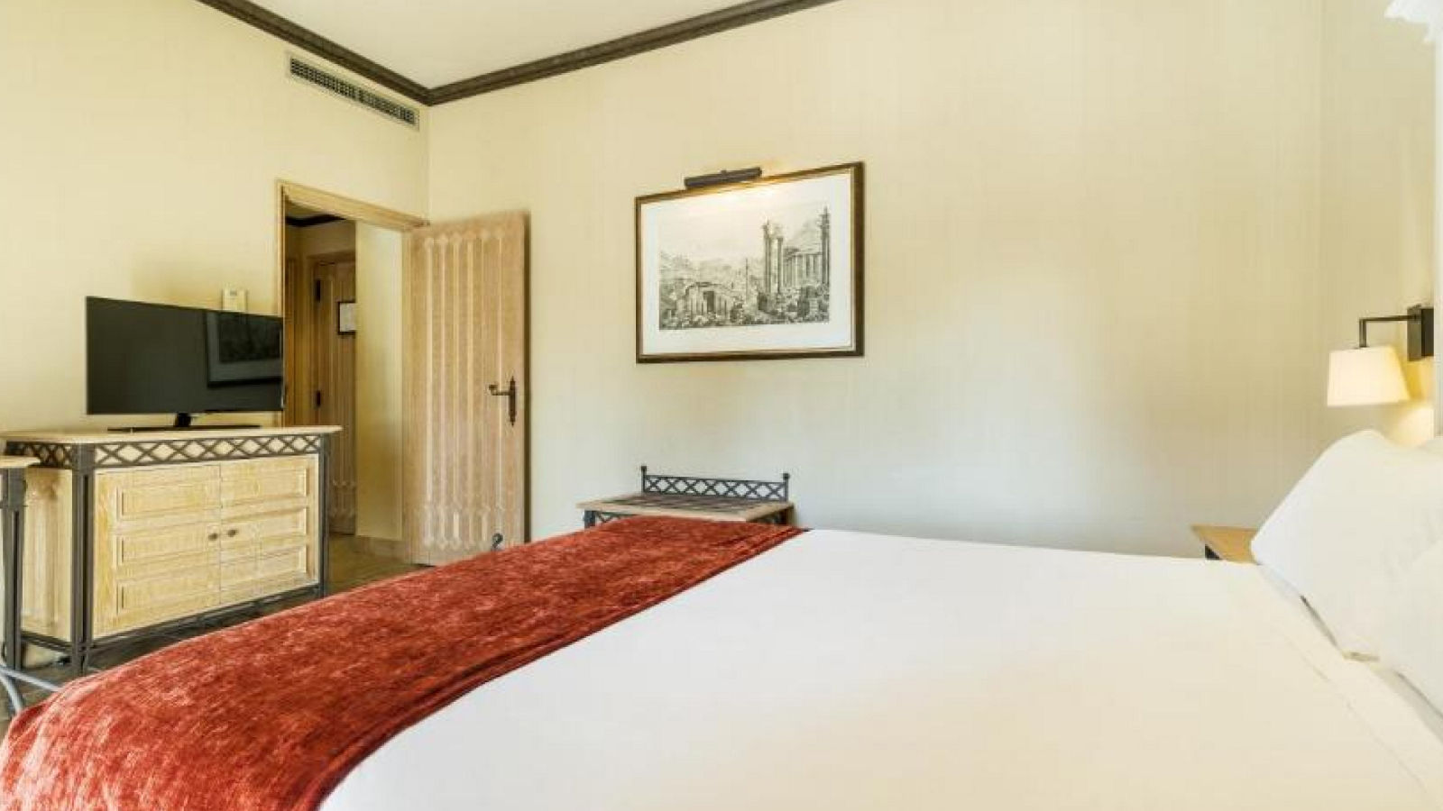 Ilunion Hotels
