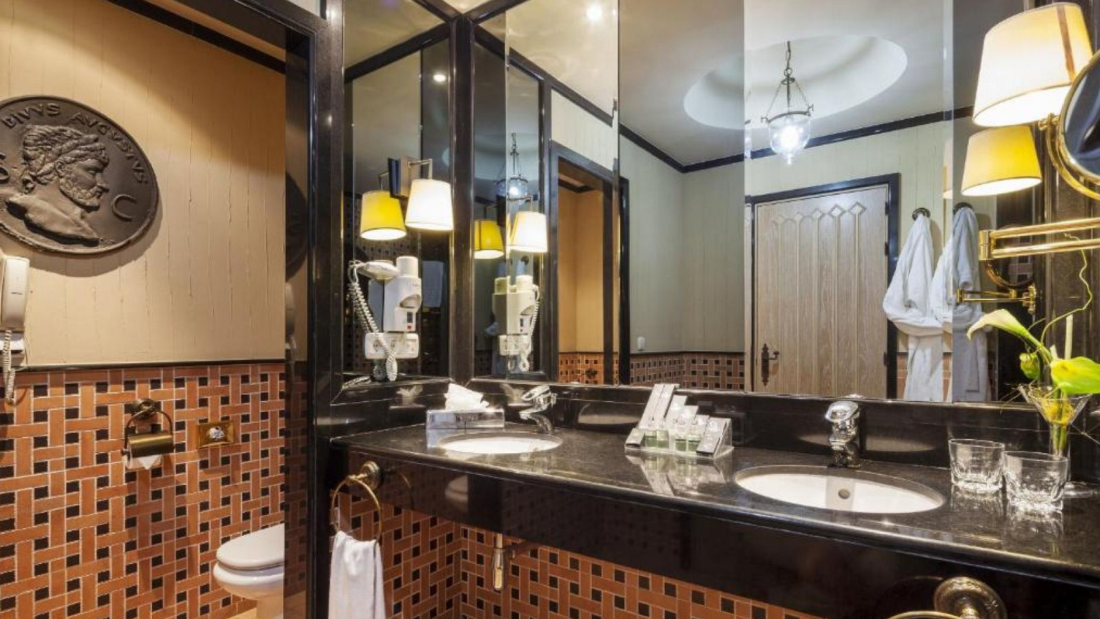 Ilunion Hotels