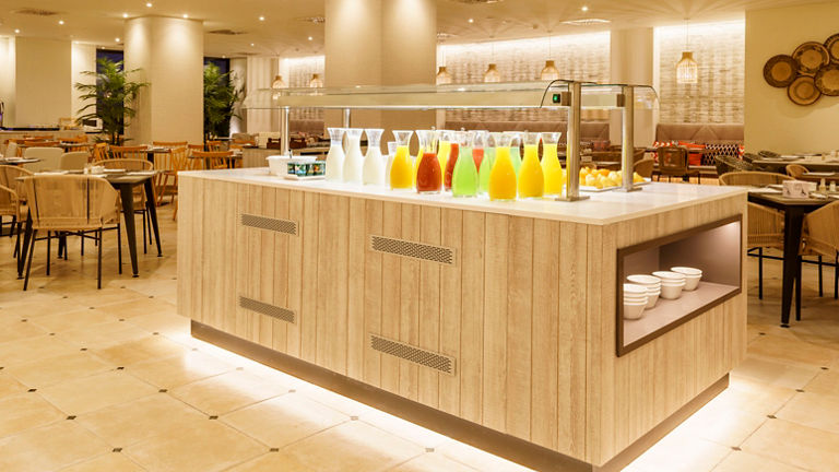 Link para a página de serviços do Hotel ILUNION Sancti Petri