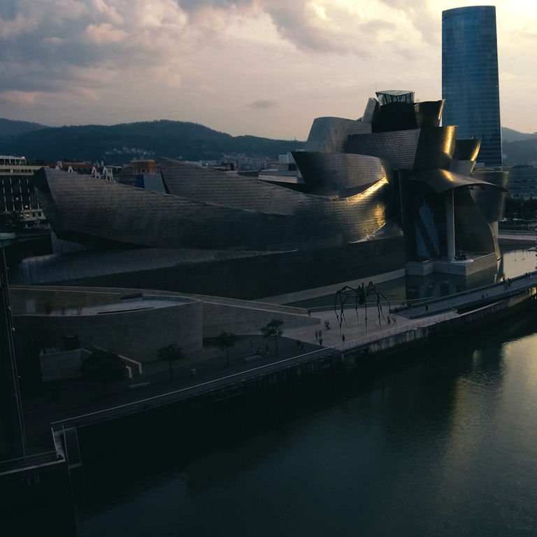 Enlace a la página de ubicación del hotel ILUNION Abando Bilbao