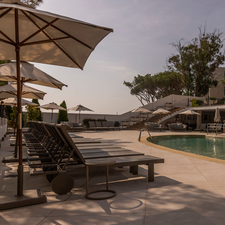 piscina accesible exterior