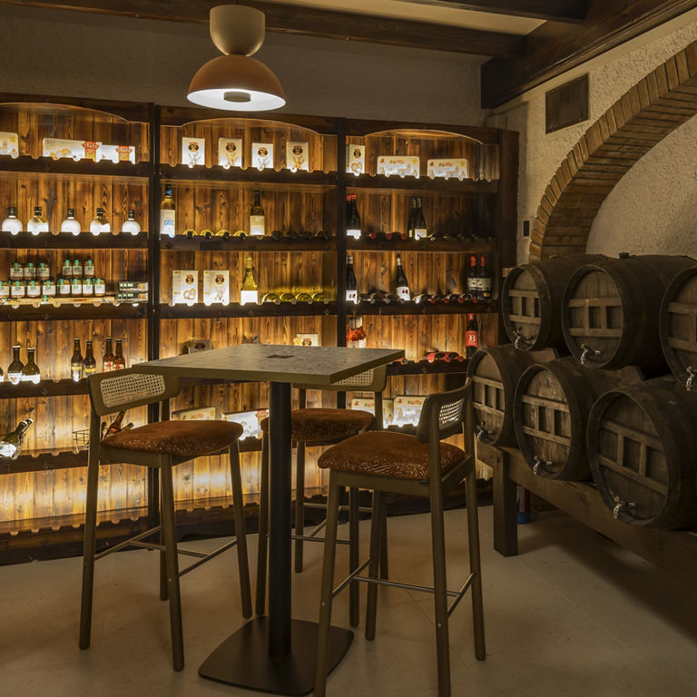 Enlace a la página de servicios del hotel ILUNION Caleta Park