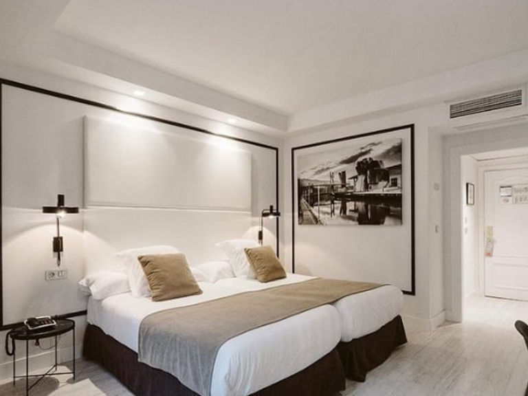 Ilunion Hoteles