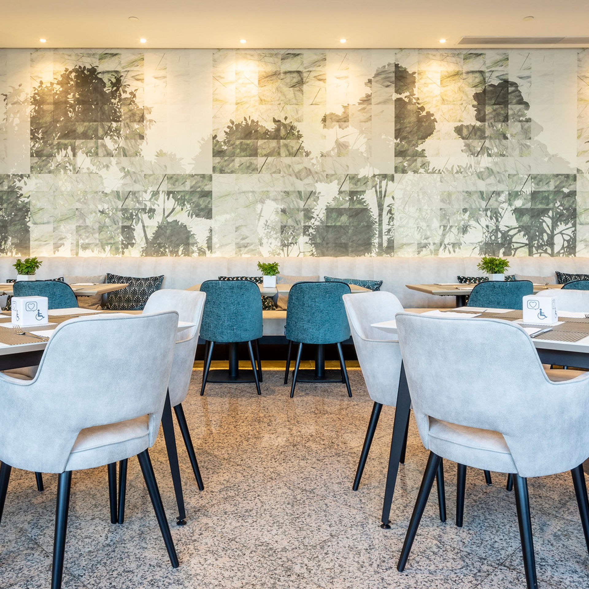 restaurante en Alcalá Norte