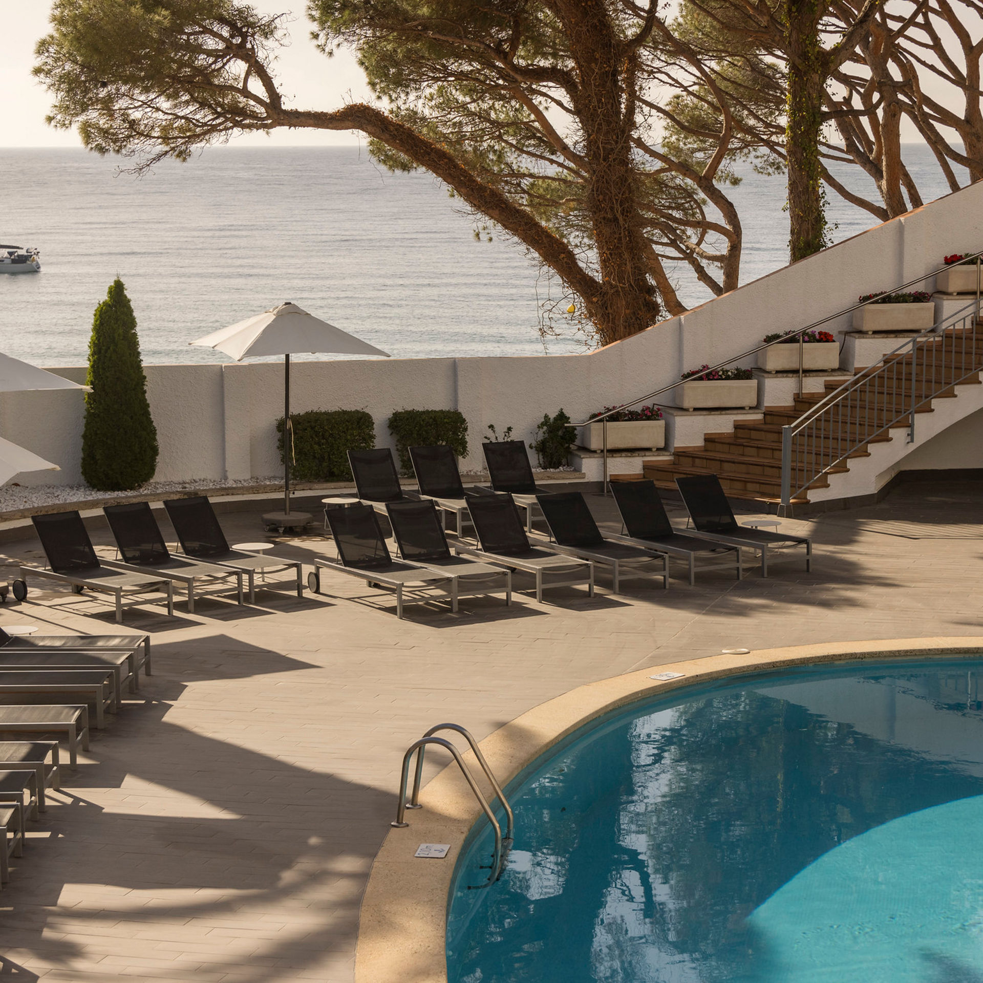 piscina accesible exterior