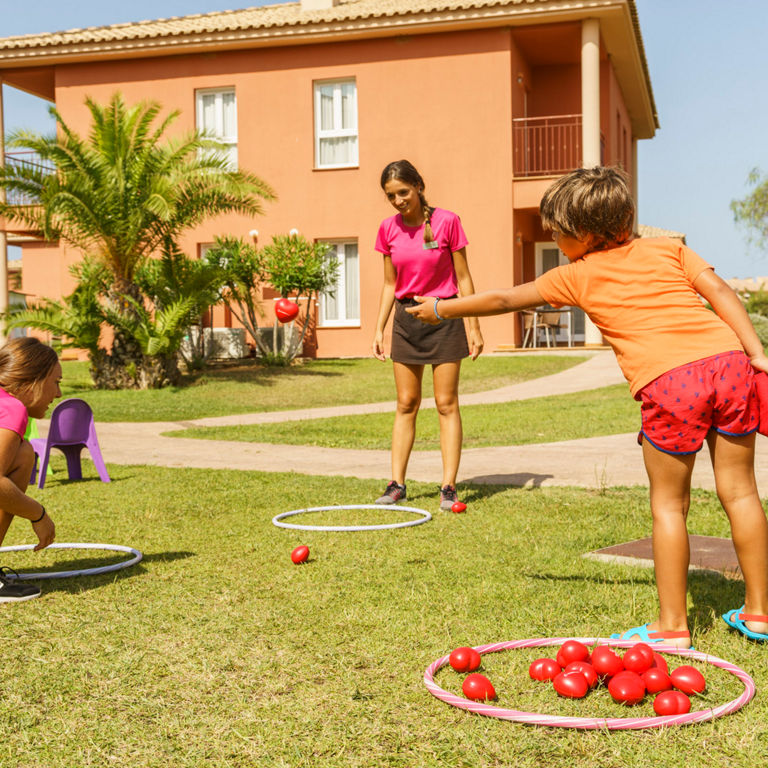 Caseta para niños en el hotel
